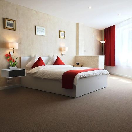 Csiki Hotel Миеркуря Чук Екстериор снимка