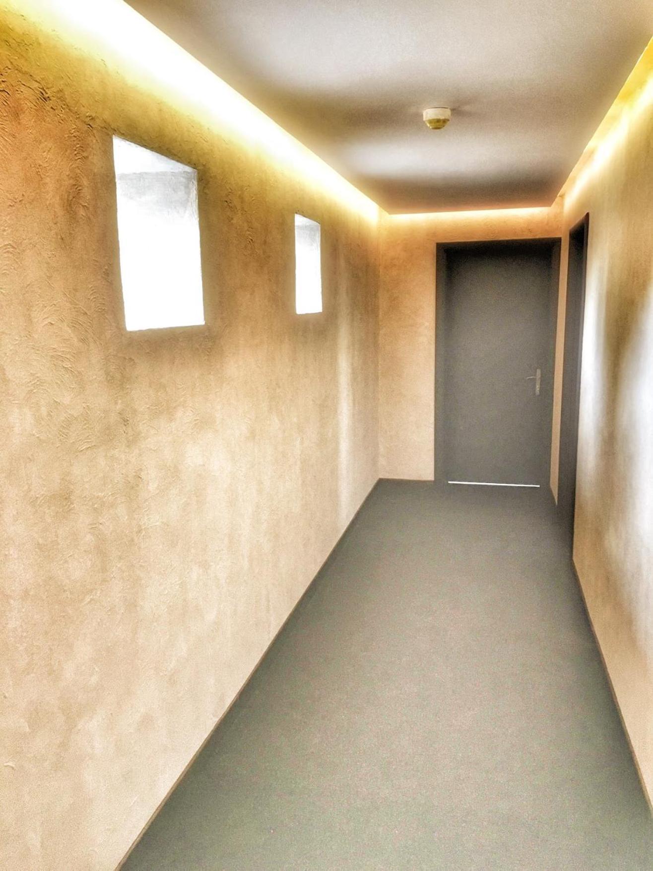 Csiki Hotel Миеркуря Чук Екстериор снимка